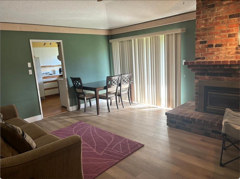 Cozy Retreat On Sandpiper Court - Room H With Share Bathroom Ричмонд Екстер'єр фото